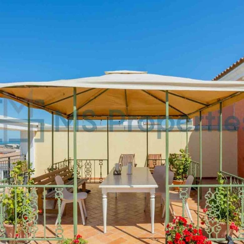 Classic Elegance: 5BHK Penthouse | with Balcony
