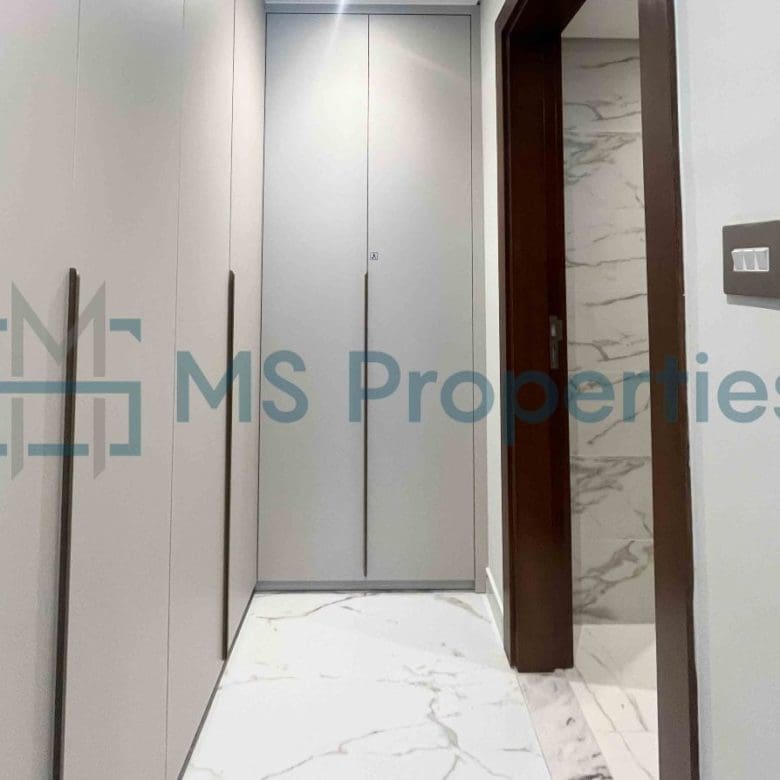Cozy | 2BHK Apartment | with Balcony