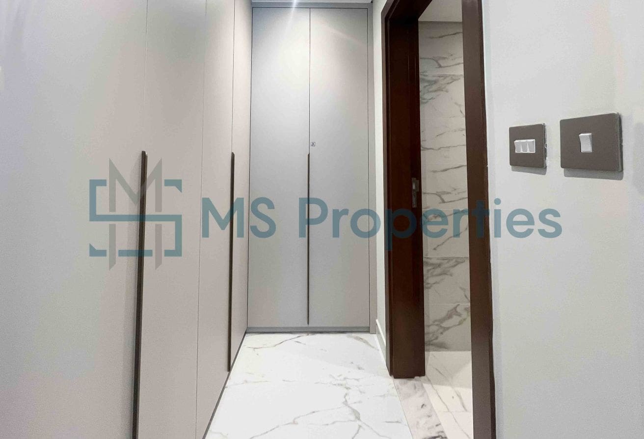 Cozy | 2BHK Apartment | with Balcony