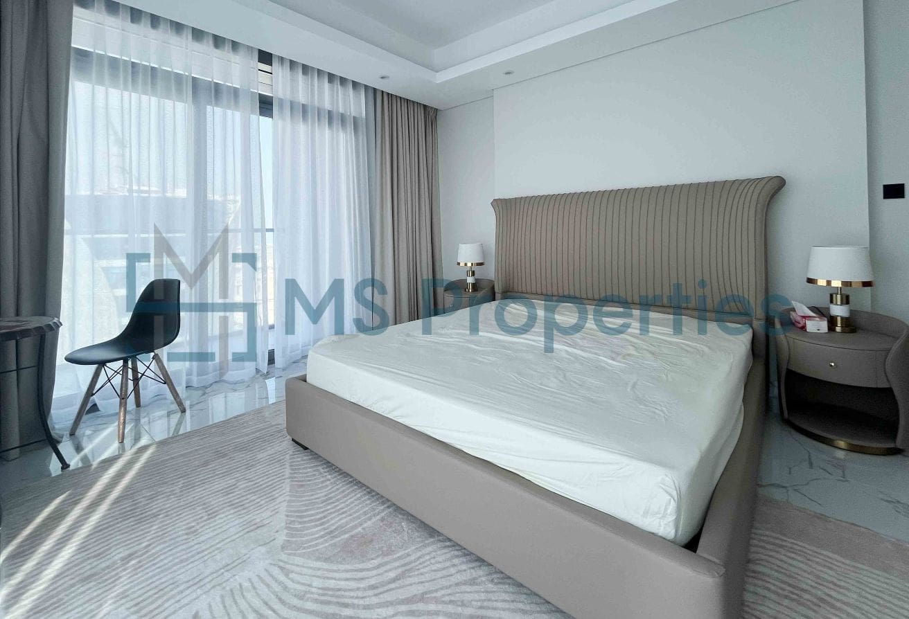 Cozy | 2BHK Apartment | with Balcony