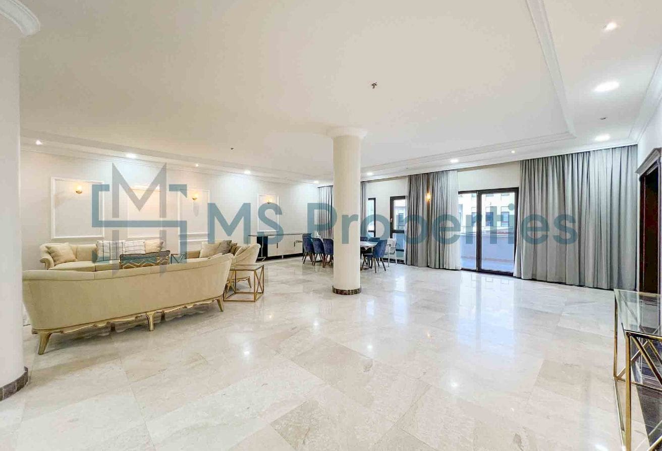 Perfect Space | 5BR+Maids Villa | View Balcony