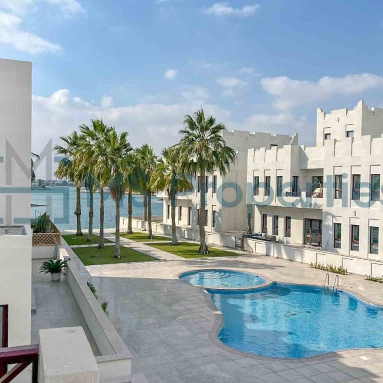 Perfect Space | 5BR+Maids Villa | View Balcony