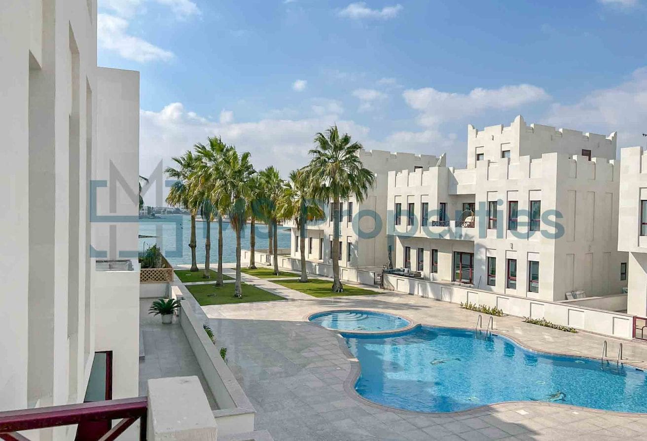 Perfect Space | 5BR+Maids Villa | View Balcony