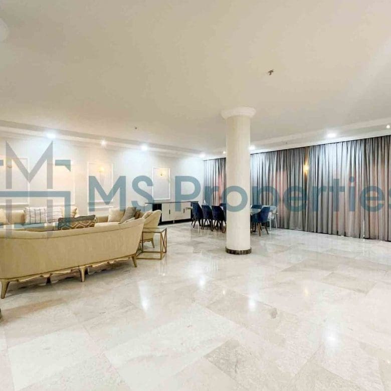 Perfect Space | 5BR+Maids Villa | View Balcony