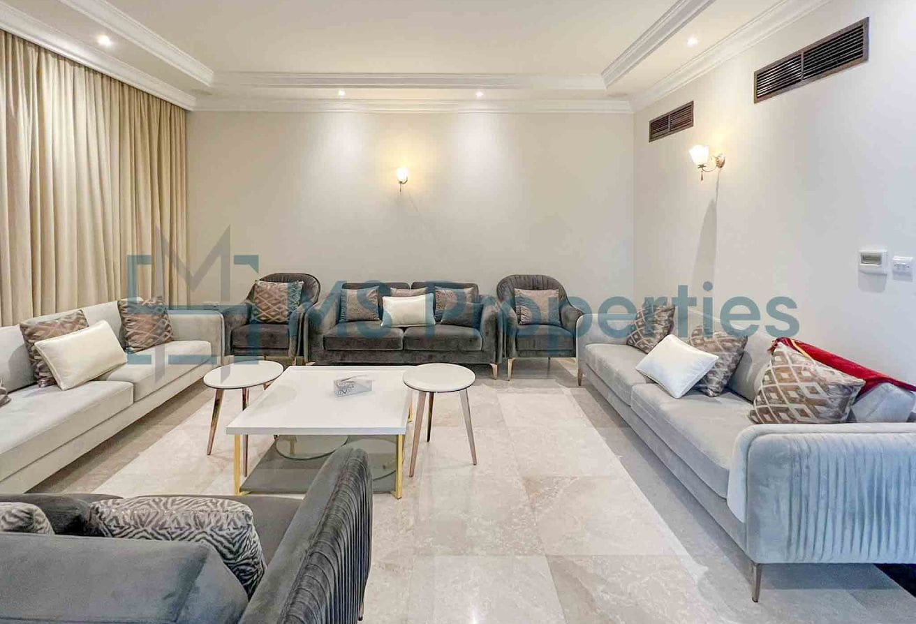 Perfect Space | 5BR+Maids Villa | View Balcony