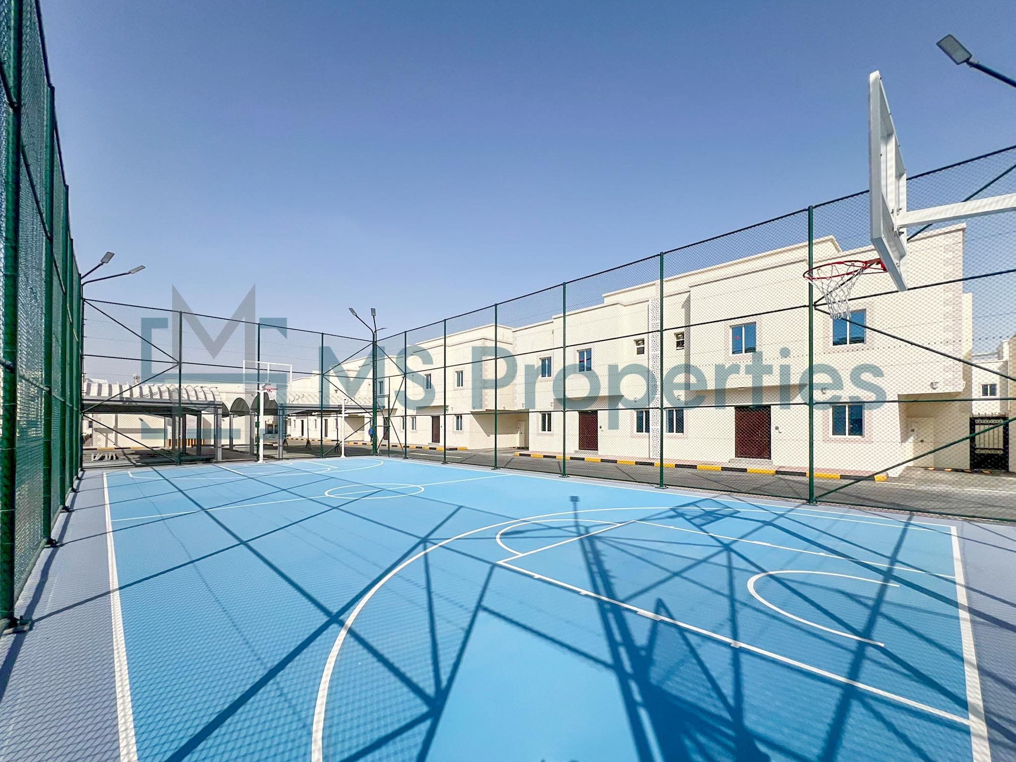 Spacious 6 Bedroom Compound Villa in Al Kheesa
