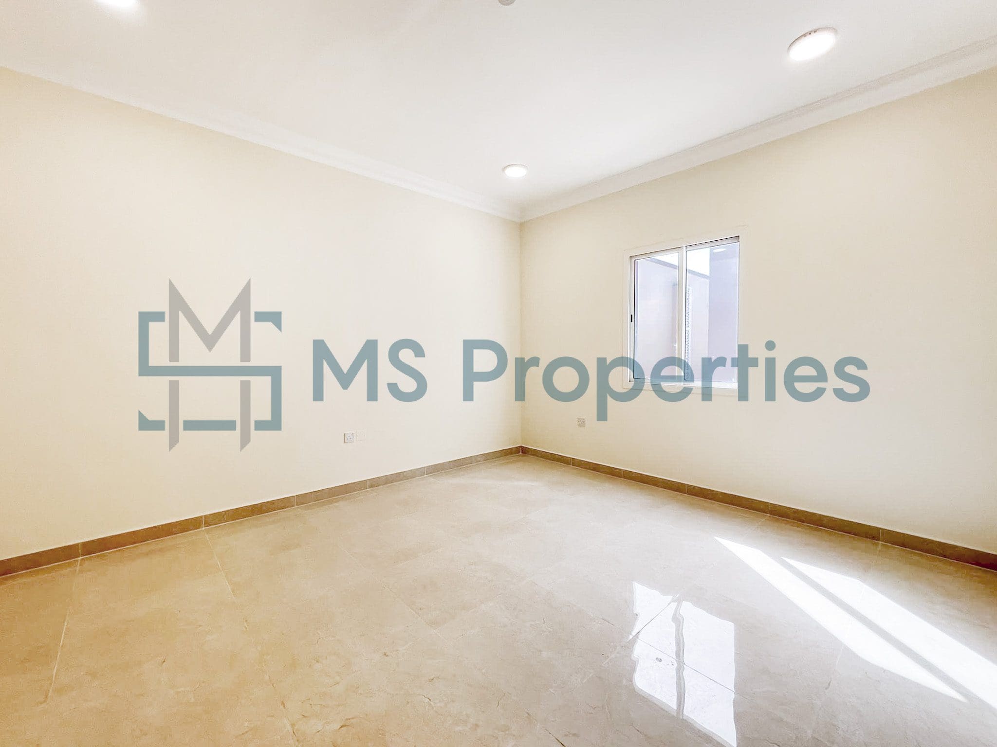 Spacious 6 Bedroom Compound Villa in Al Kheesa
