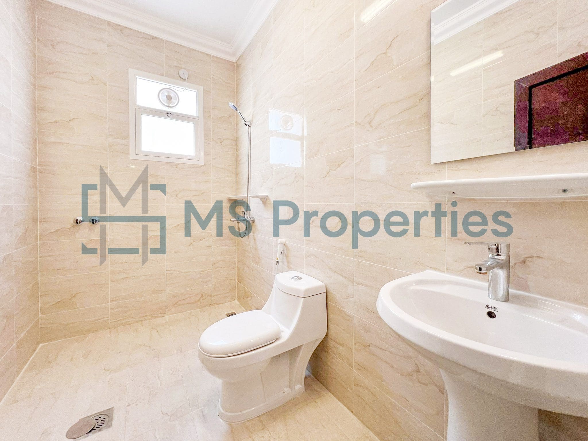 Spacious 6 Bedroom Compound Villa in Al Kheesa