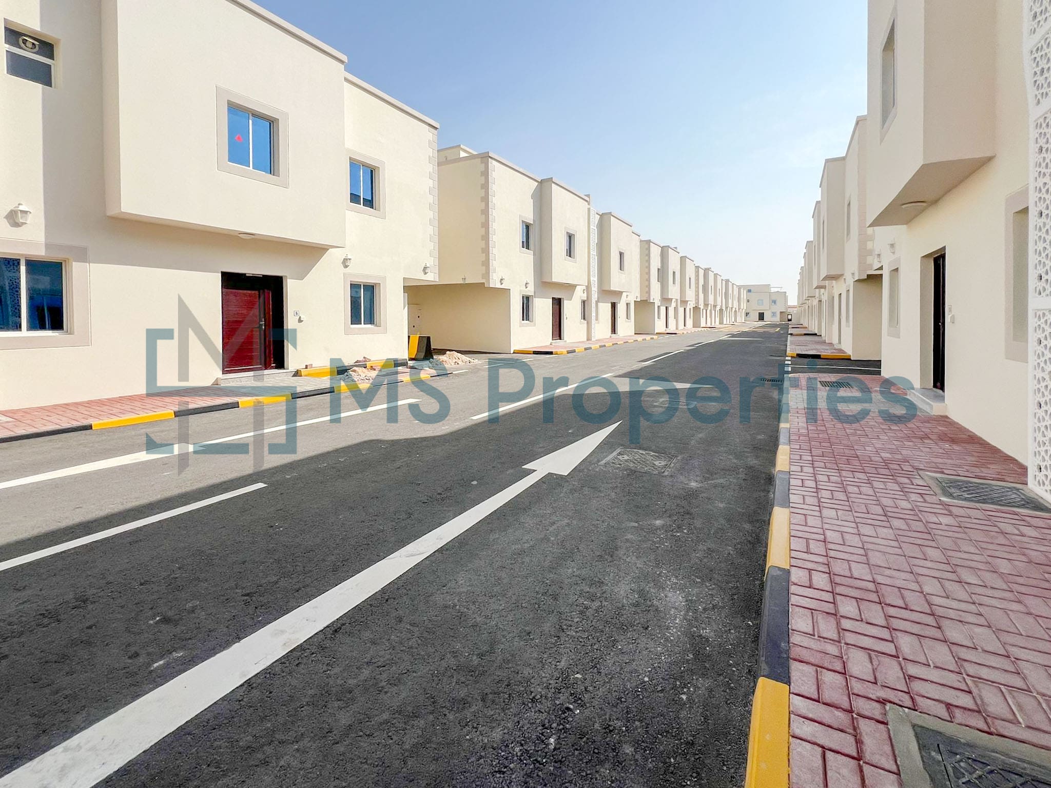 Spacious 6 Bedroom Compound Villa in Al Kheesa