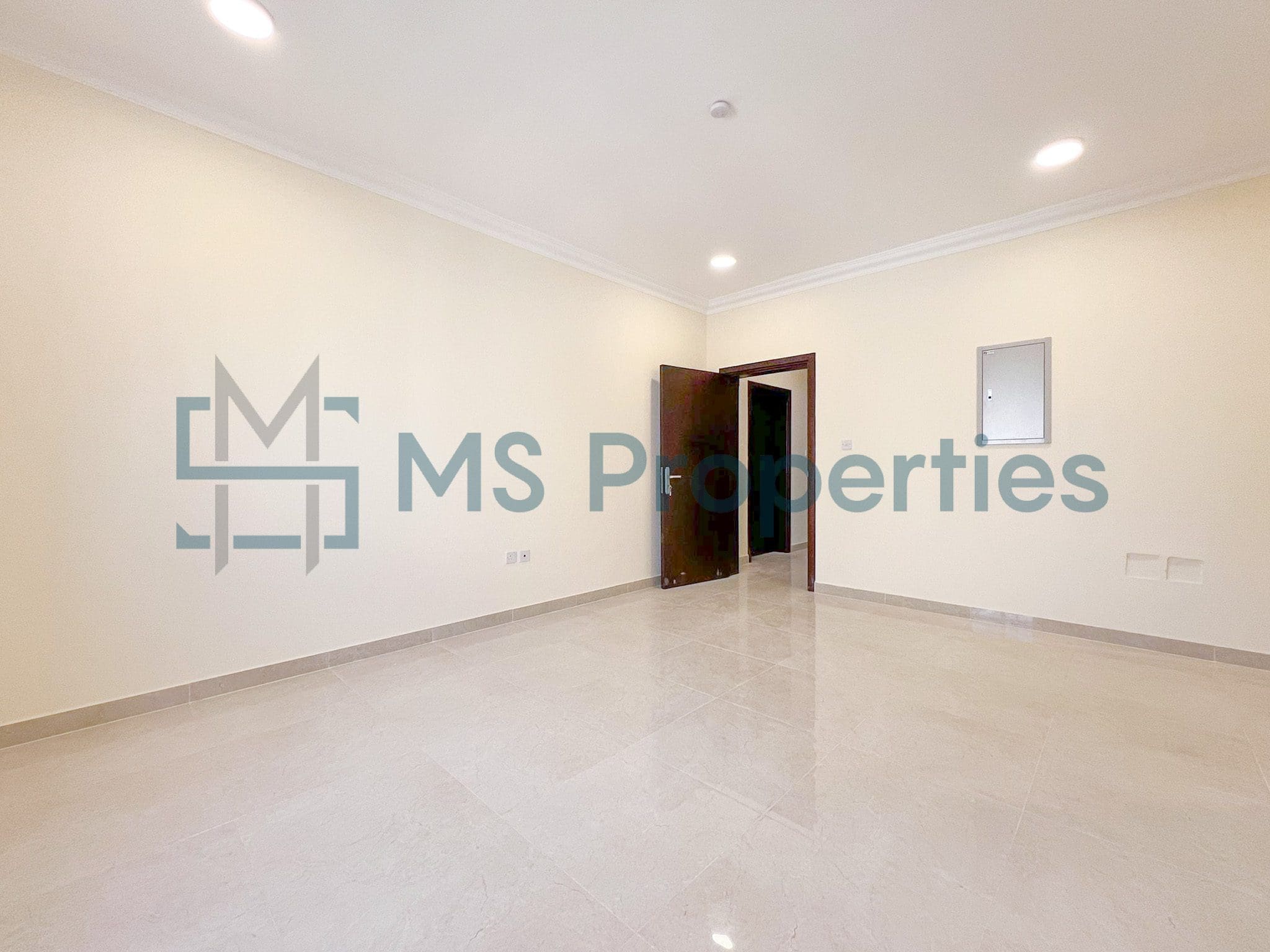 Spacious 6 Bedroom Compound Villa in Al Kheesa