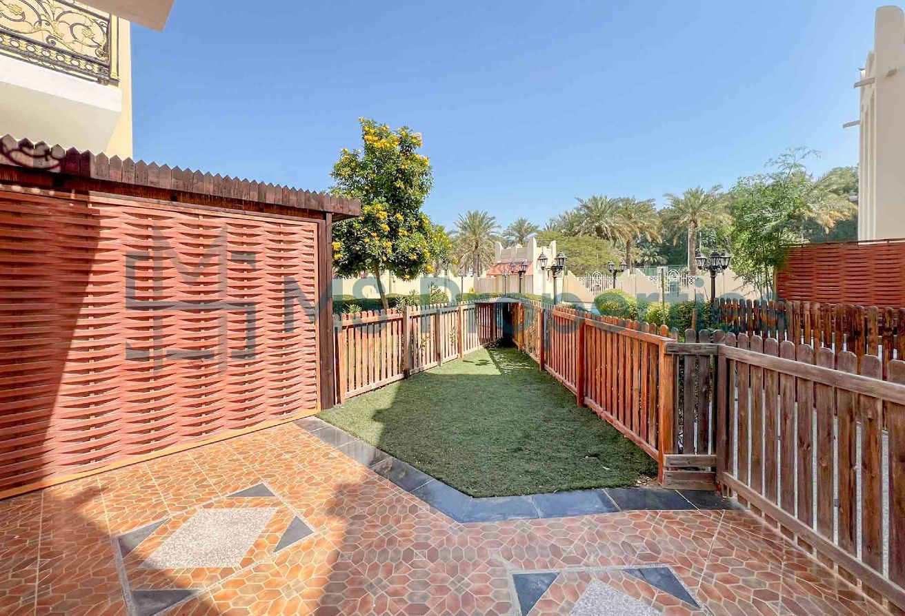 168c8bc1-1485-4ce9-a985-6bfce9ff37b3_original (11)