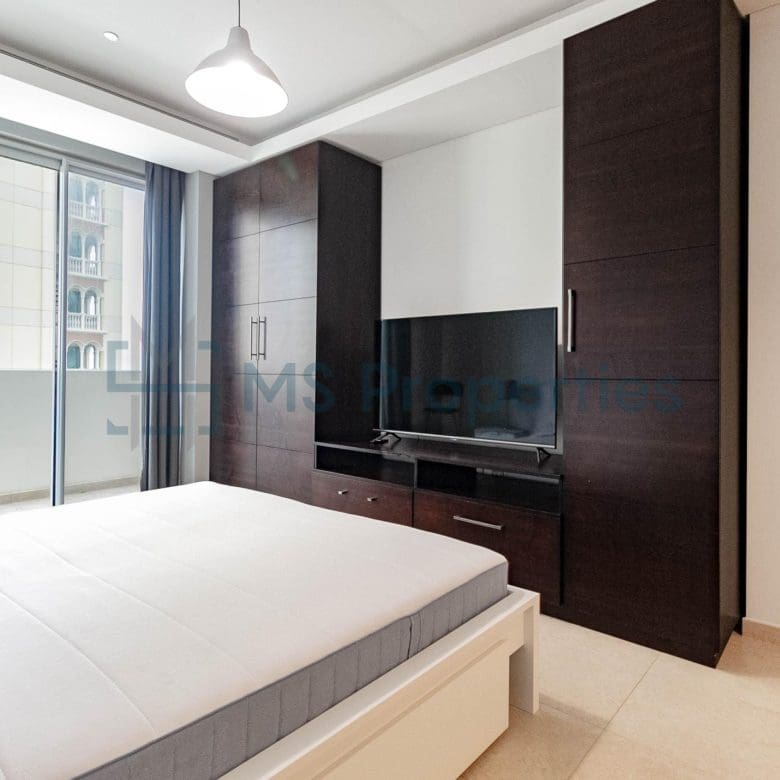 Contemporary Studio Apartment | +Bills Included