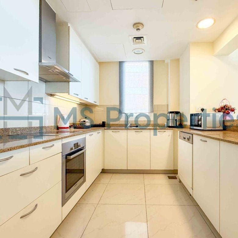 Bright | 2BHK Apartment | Beach Access