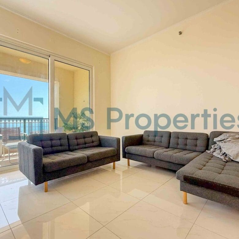 Bright | 2BHK Apartment | Beach Access
