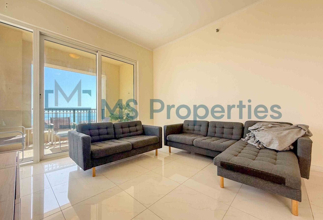 Bright | 2BHK Apartment | Beach Access