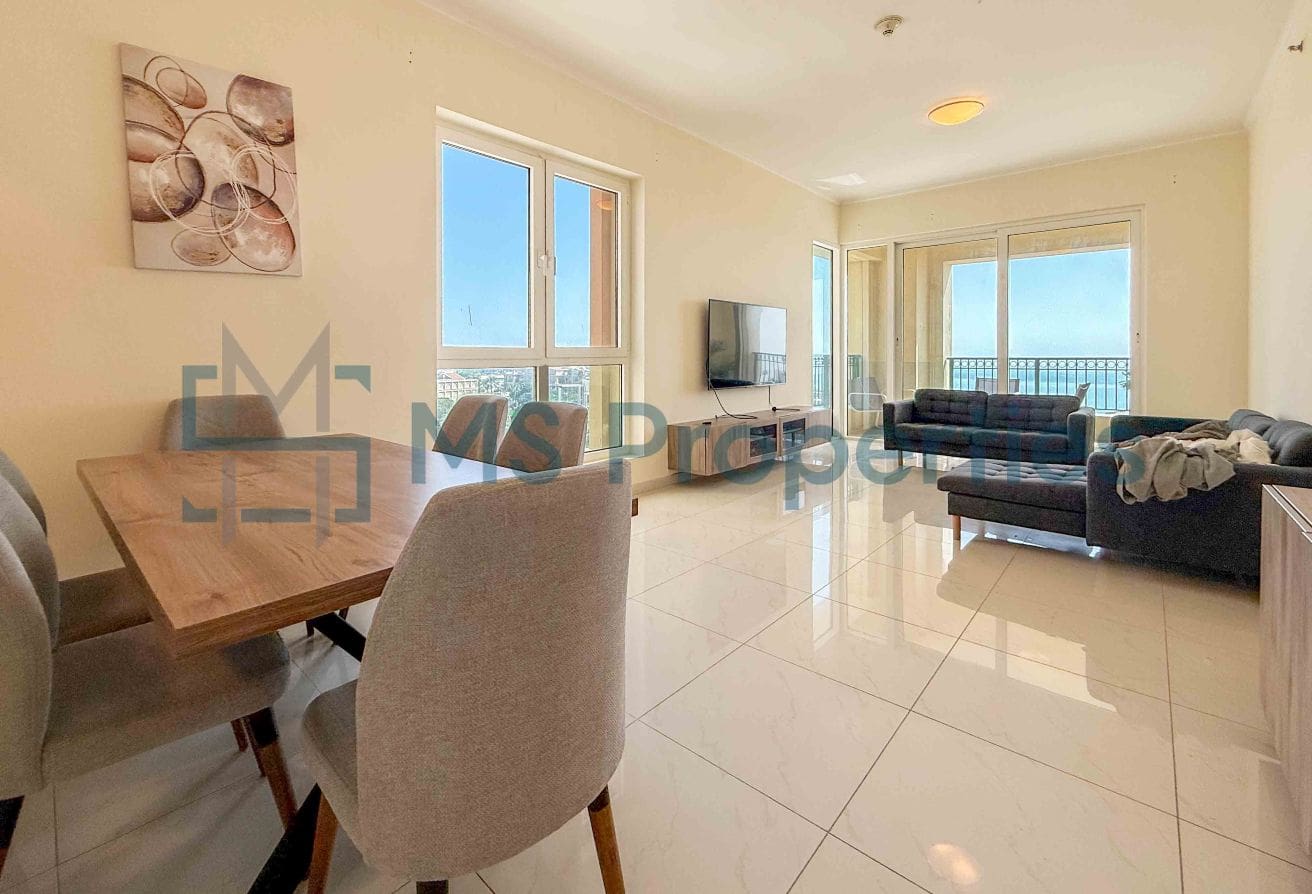 Bright | 2BHK Apartment | Beach Access