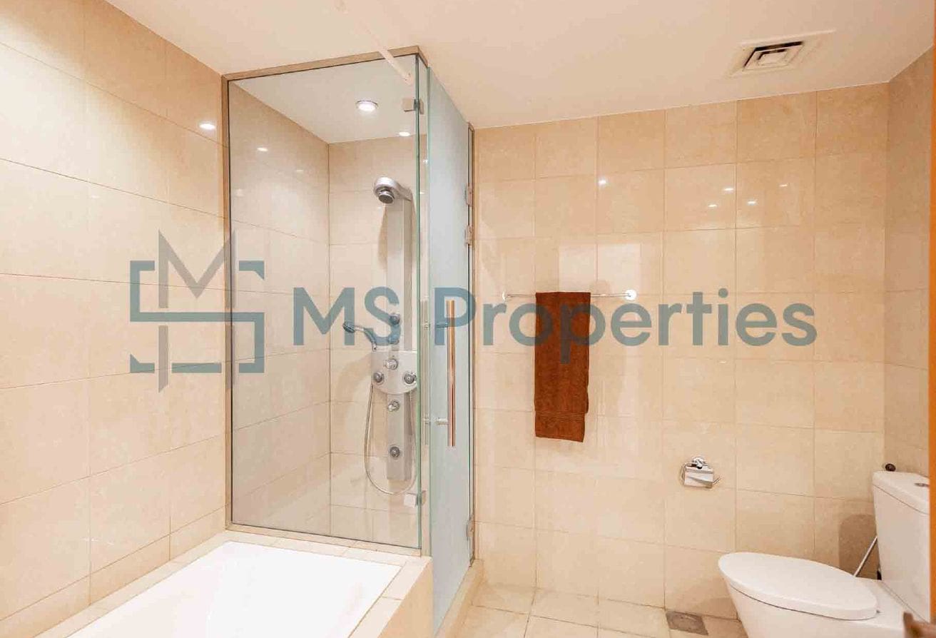 Contemporary | 1BHK Aparment | with Balcony