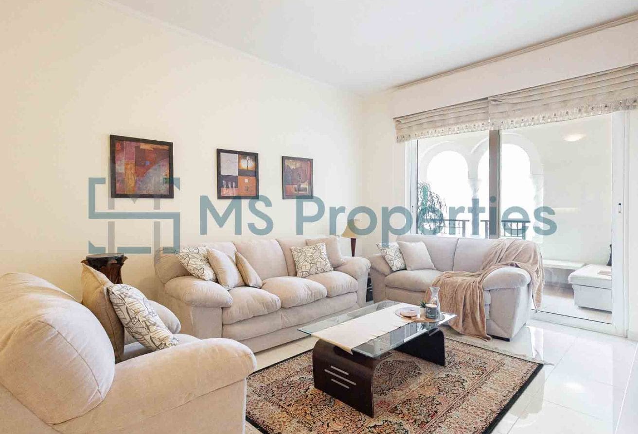 Contemporary | 1BHK Aparment | with Balcony