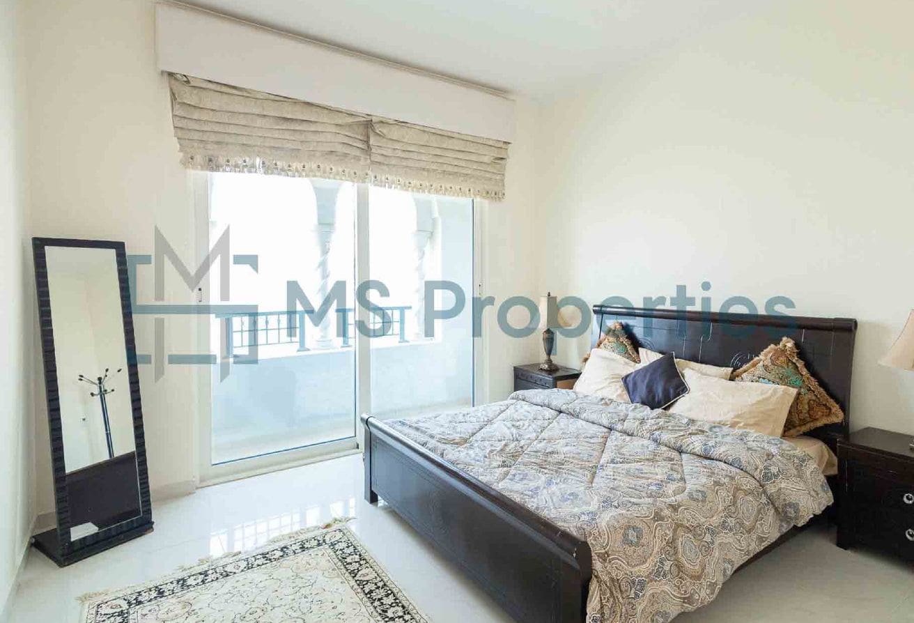 Contemporary | 1BHK Aparment | with Balcony