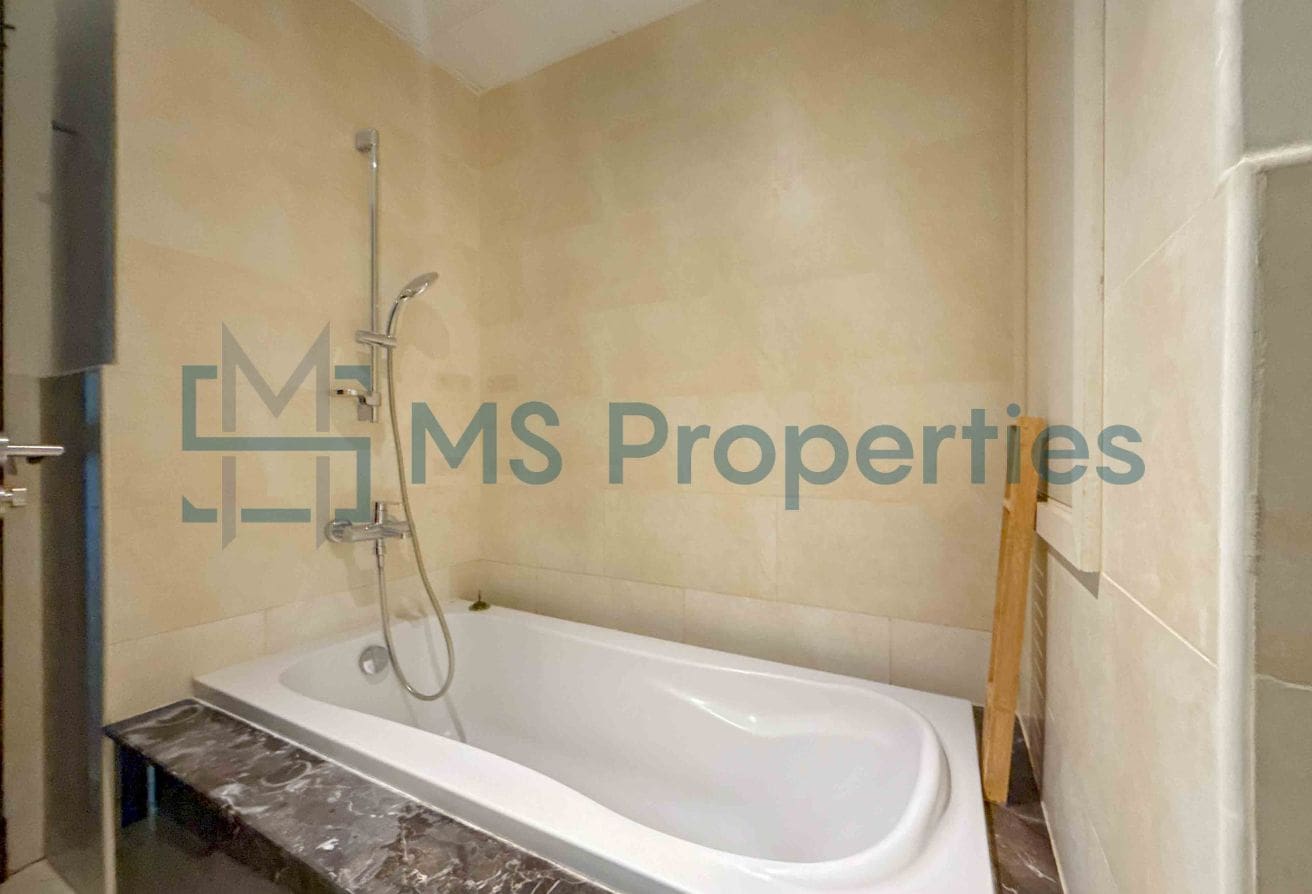 Marvelous | 1BHK Apartment | Sea View