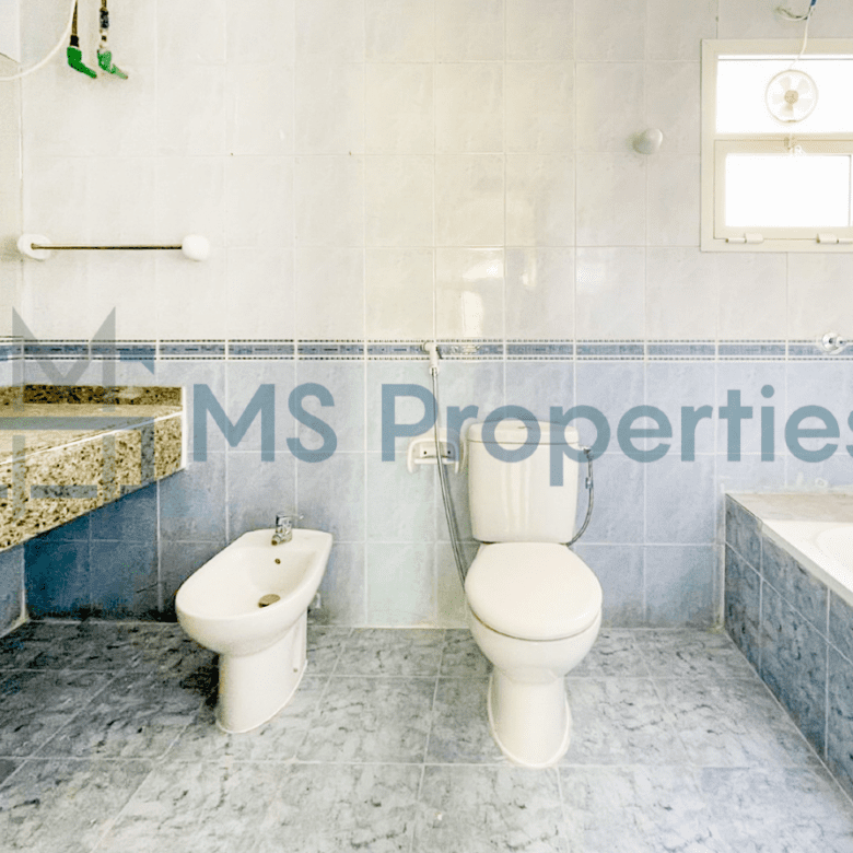 Spacious and Modern 5BR Villa For Rent in Duhail