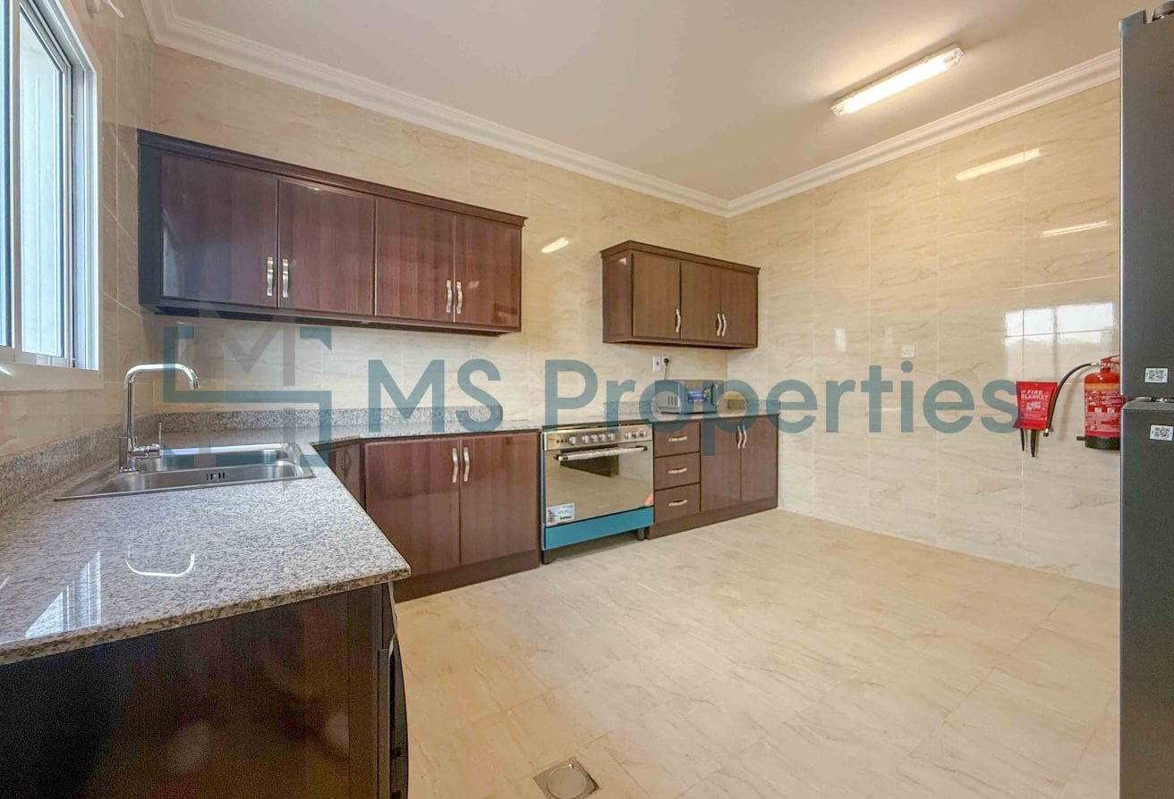 Amazing | 6 Bedroom Villa in Al Kheesa