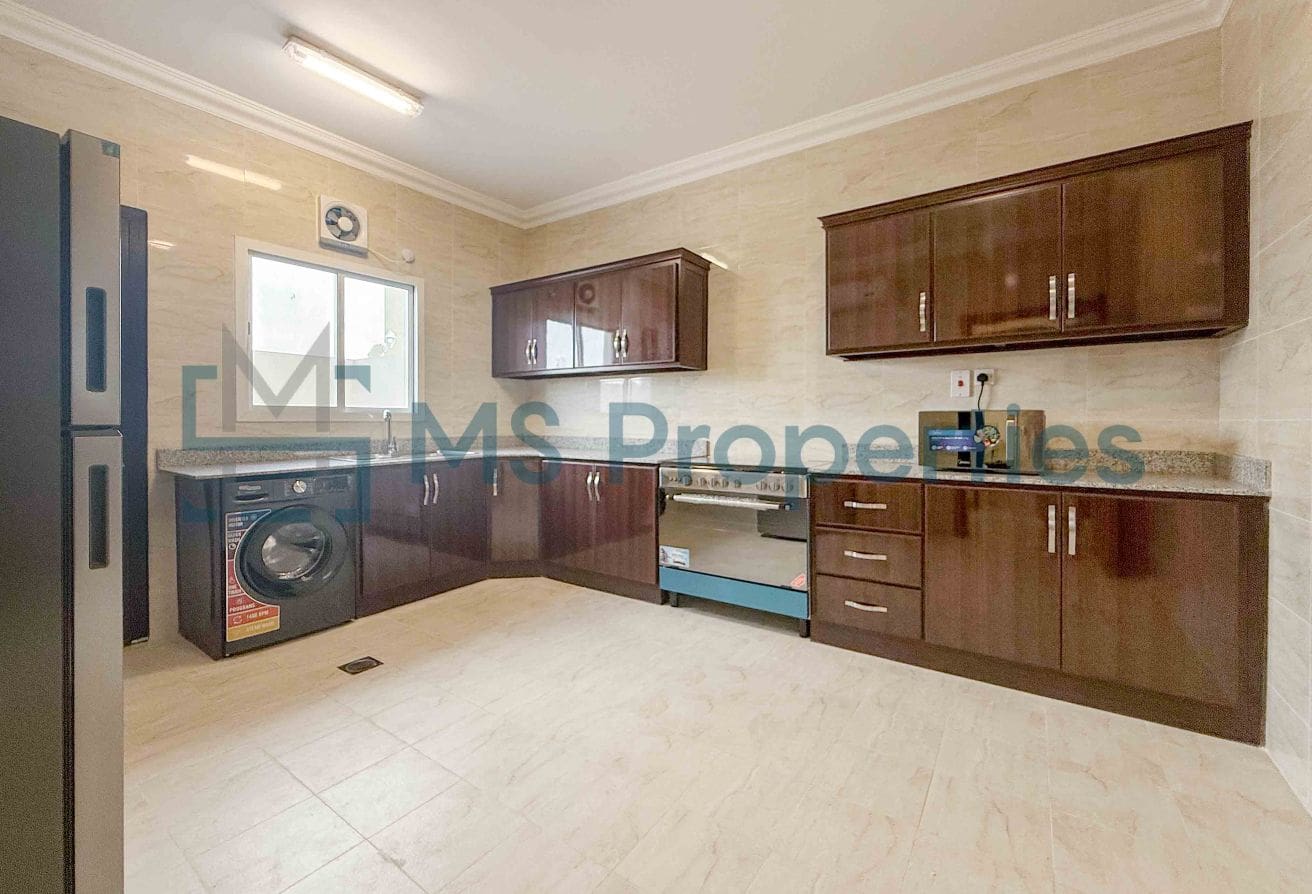 Amazing | 6 Bedroom Villa in Al Kheesa