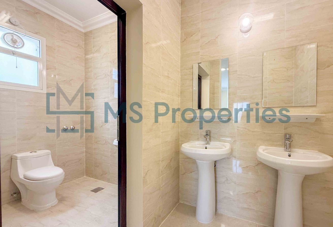 Amazing | 6 Bedroom Villa in Al Kheesa