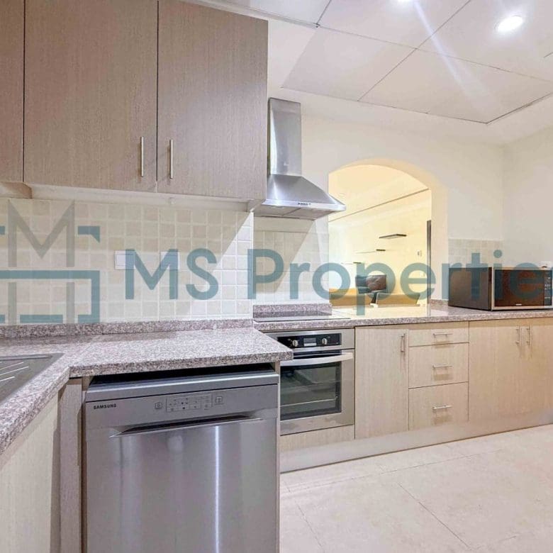Perfect Space | 1BHK Apartment Amazing View | Bills Included