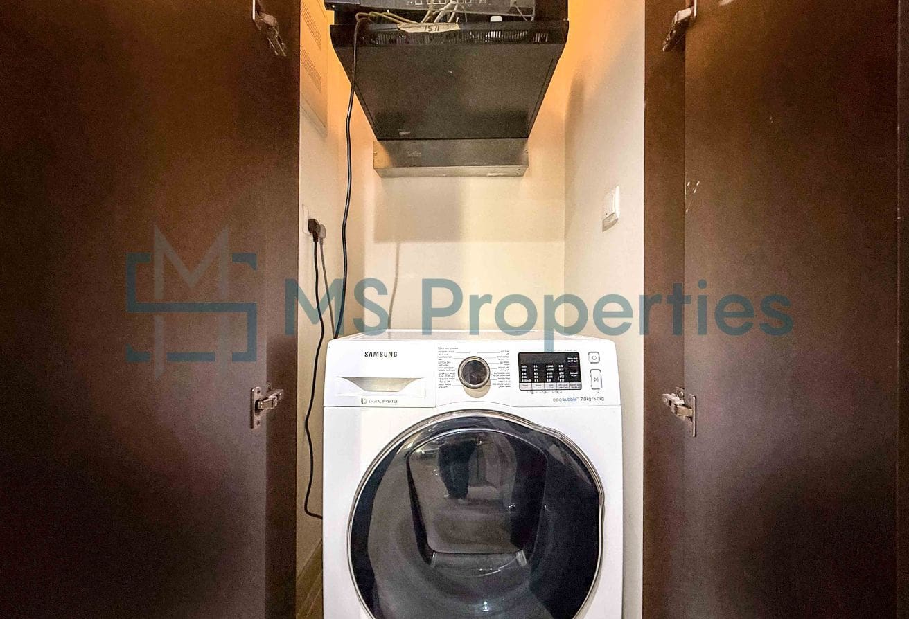 Perfect Space | 1BHK Apartment Amazing View | Bills Included