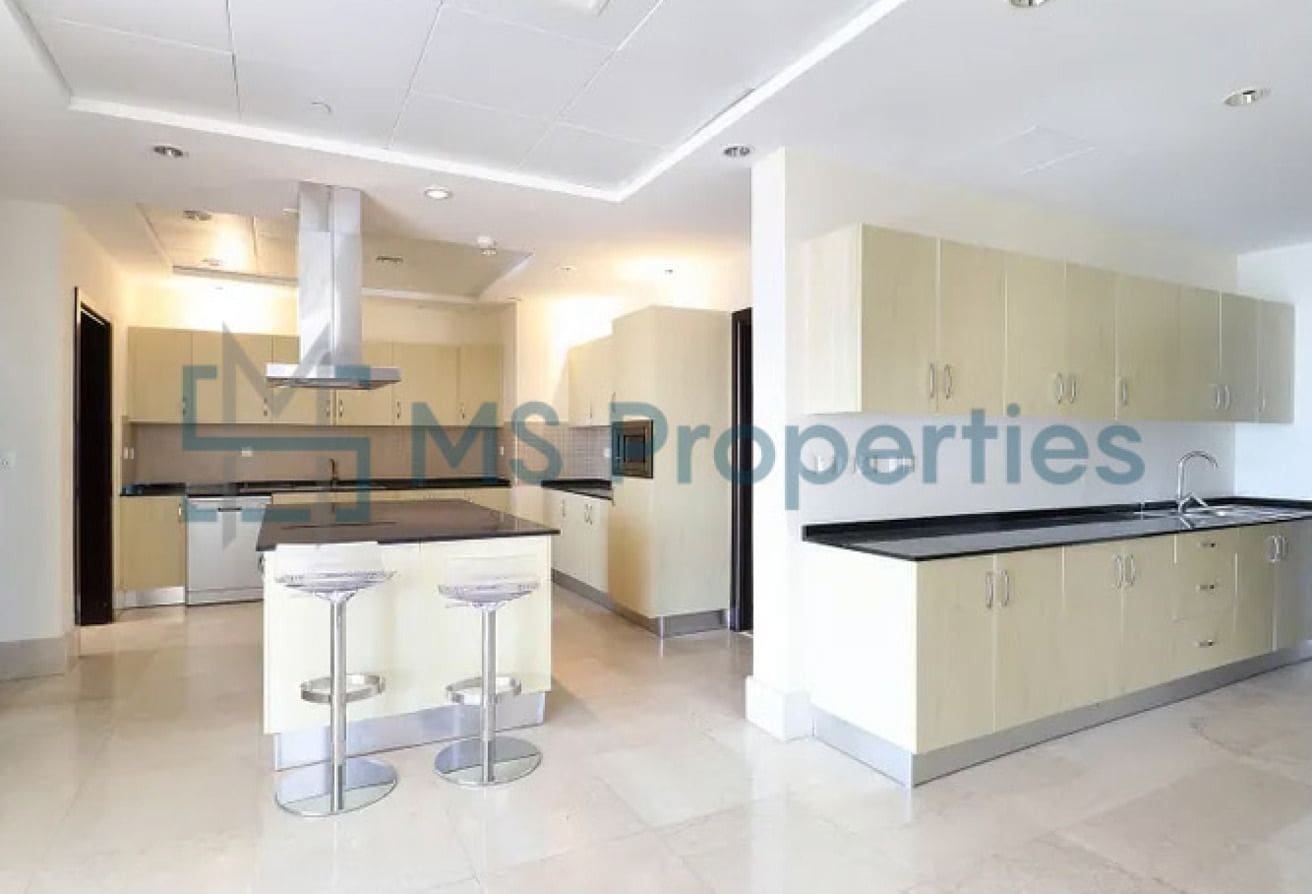 Modern 5Bedroom with Maids Room Penthouse for Sale