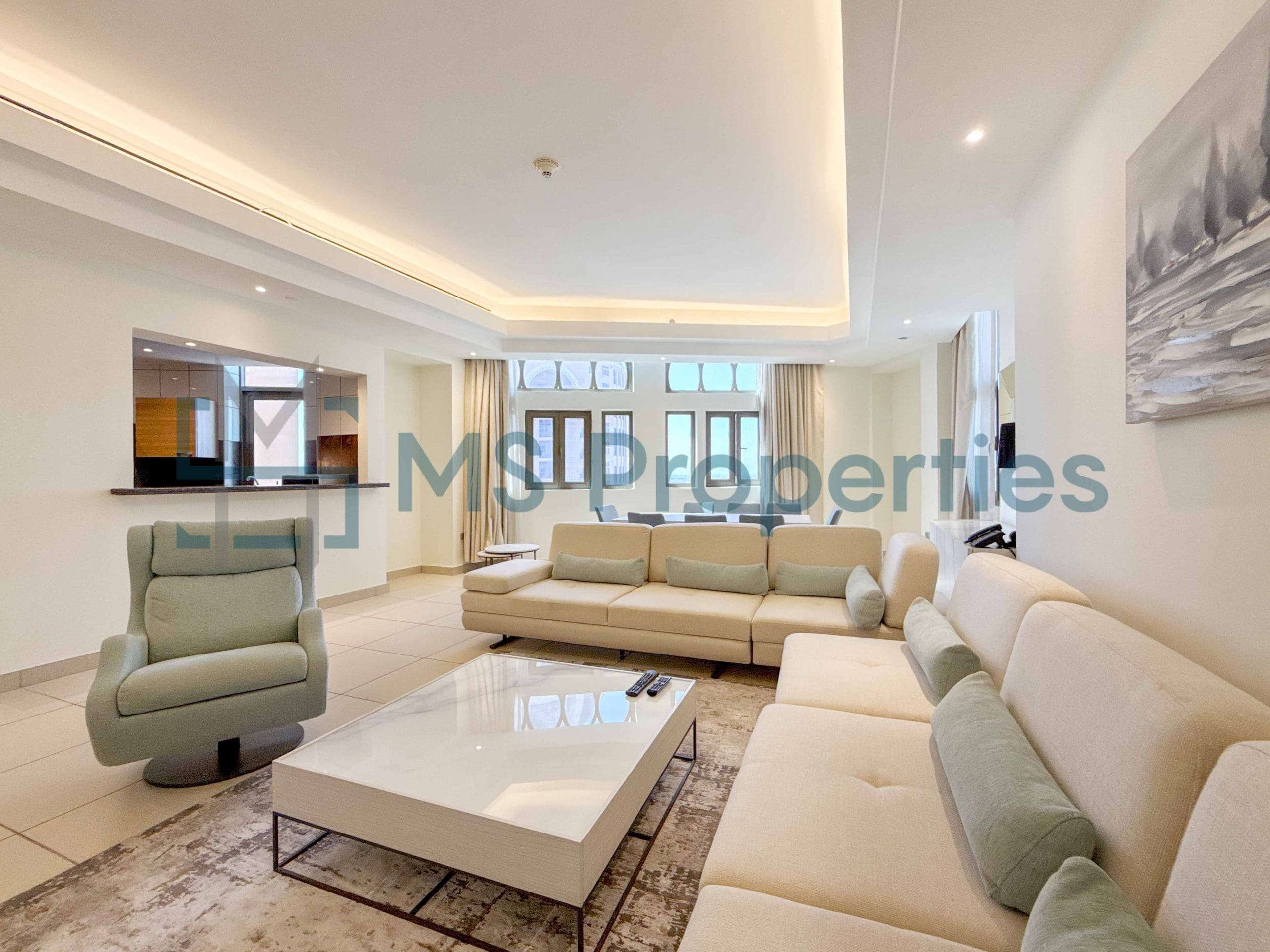 Luxuriously Furnished 2BHK Flats in Prime Area