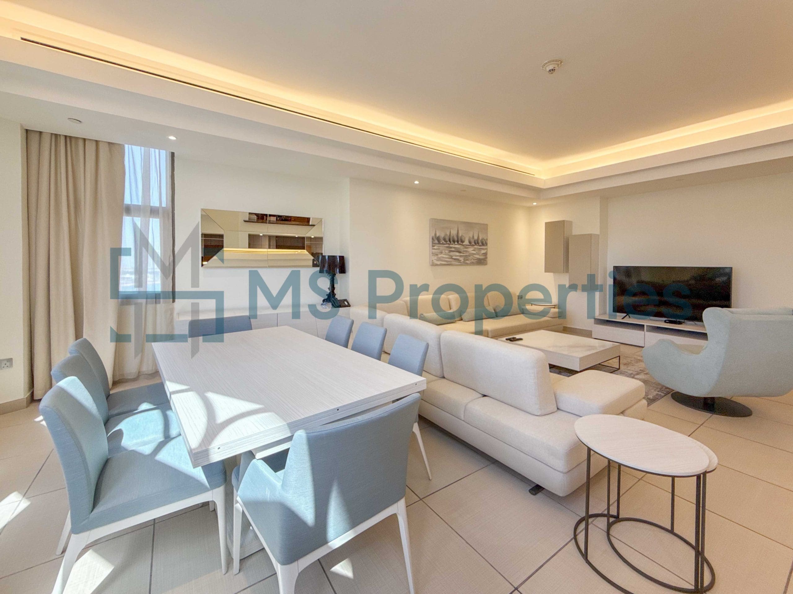 Luxuriously Furnished 2BHK Flats in Prime Area