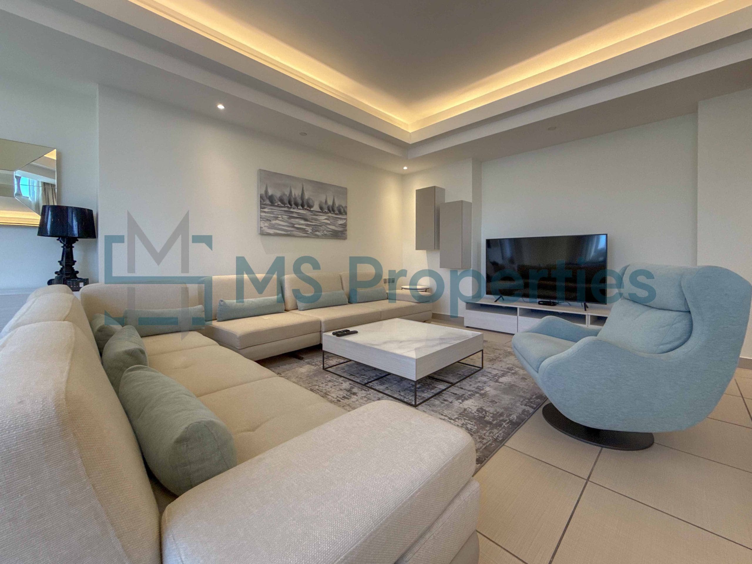 Luxuriously Furnished 2BHK Flats in Prime Area