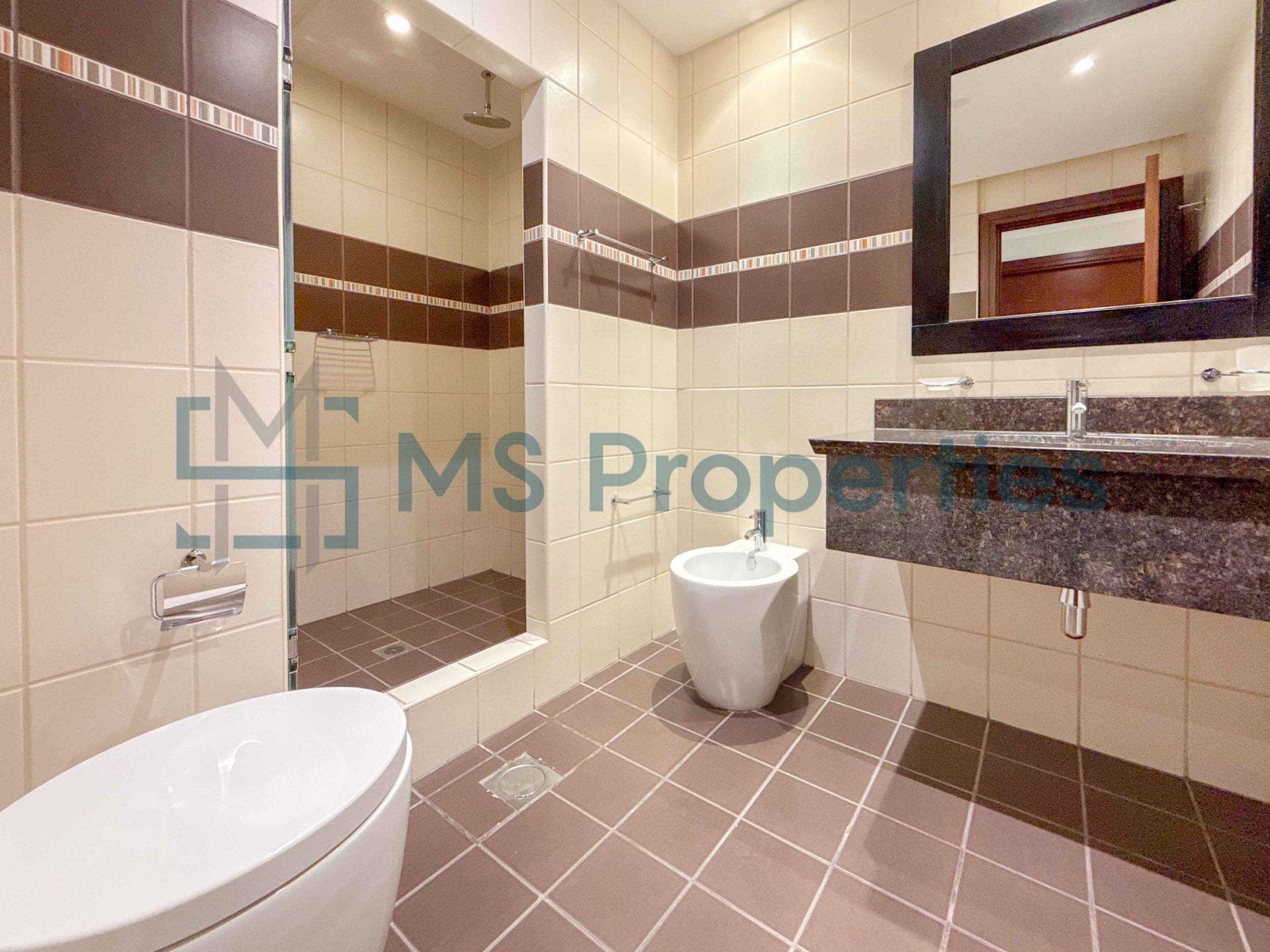 Luxuriously Furnished 2BHK Flats in Prime Area