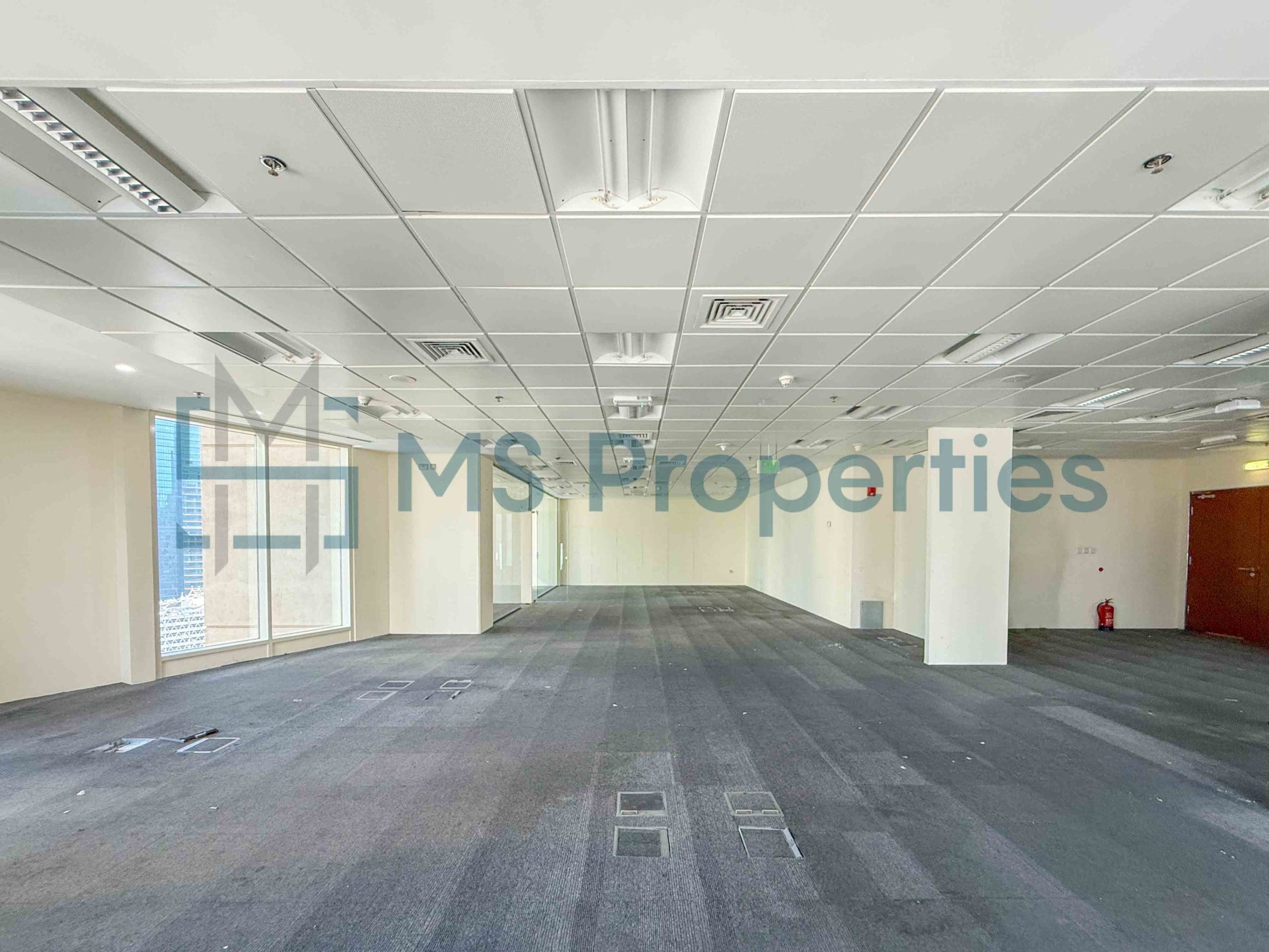 Amazing SemiFitted 245 sqm Office Space in West Bay