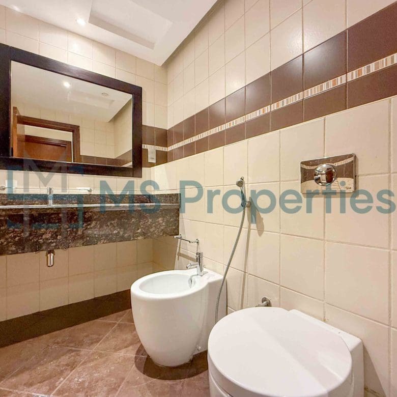 Extraordinary | 2BHK Flat | Bills + WiFi Included