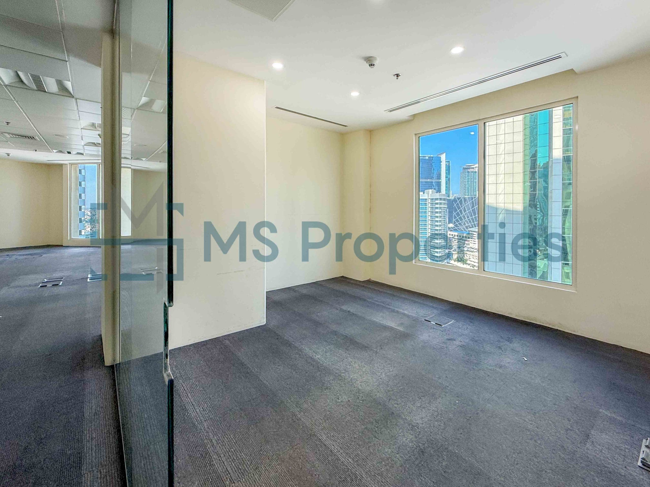 Amazing SemiFitted 245 sqm Office Space in West Bay