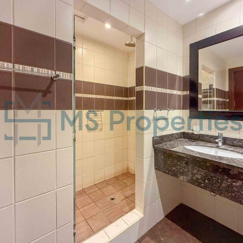 Extraordinary | 2BHK Flat | Bills + WiFi Included