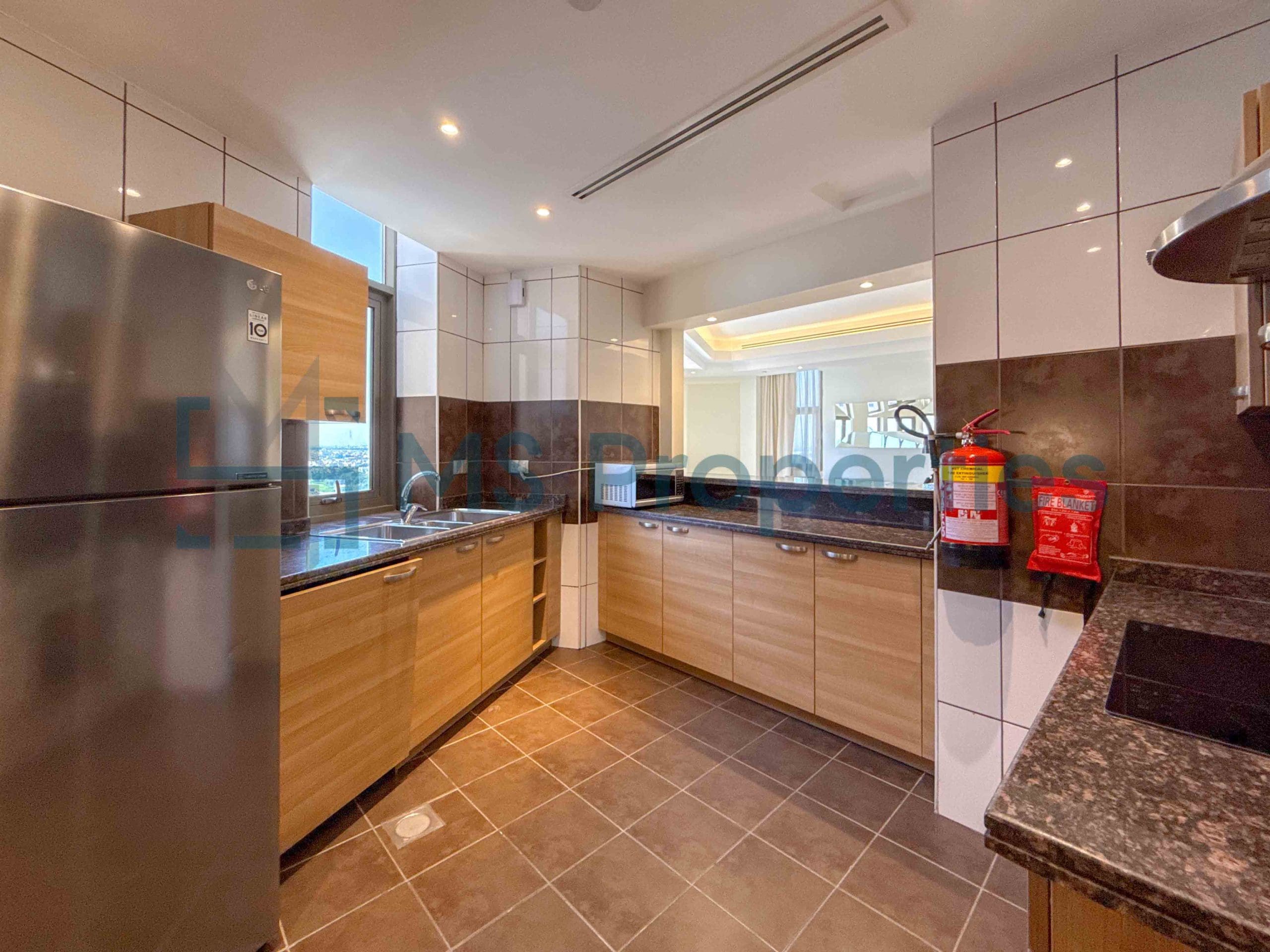 Luxuriously Furnished 2BHK Flats in Prime Area