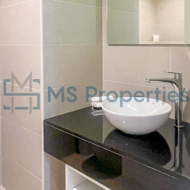Hot Deal 1BHK Apartment with Stunning Balcony View