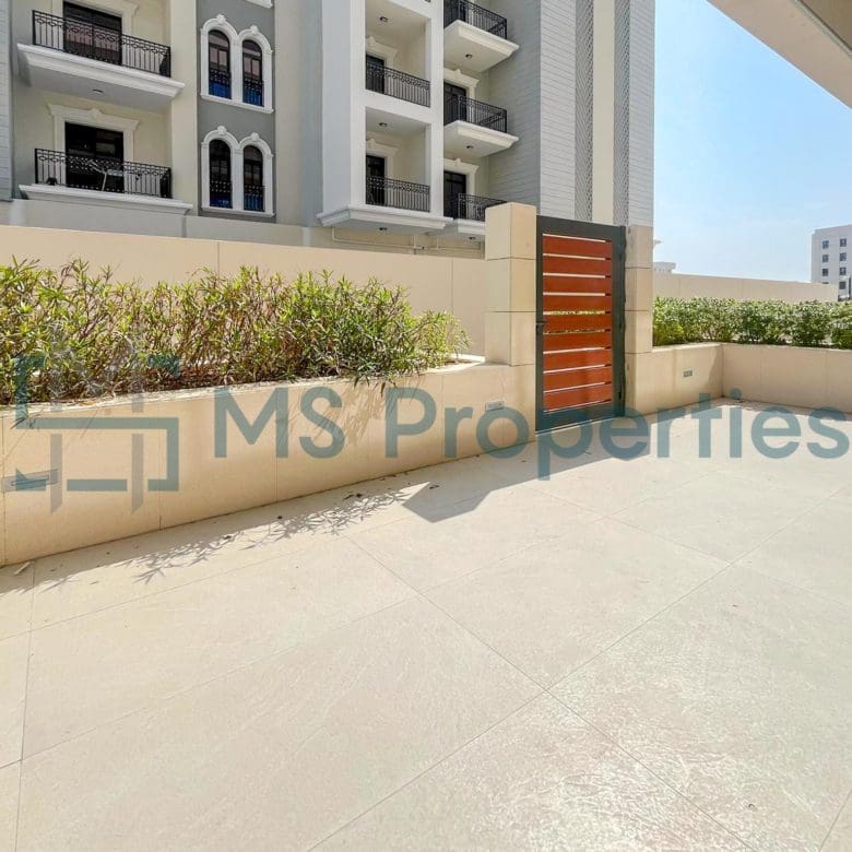 Stunning 1BHK Flat with Frontyard | Bills Included