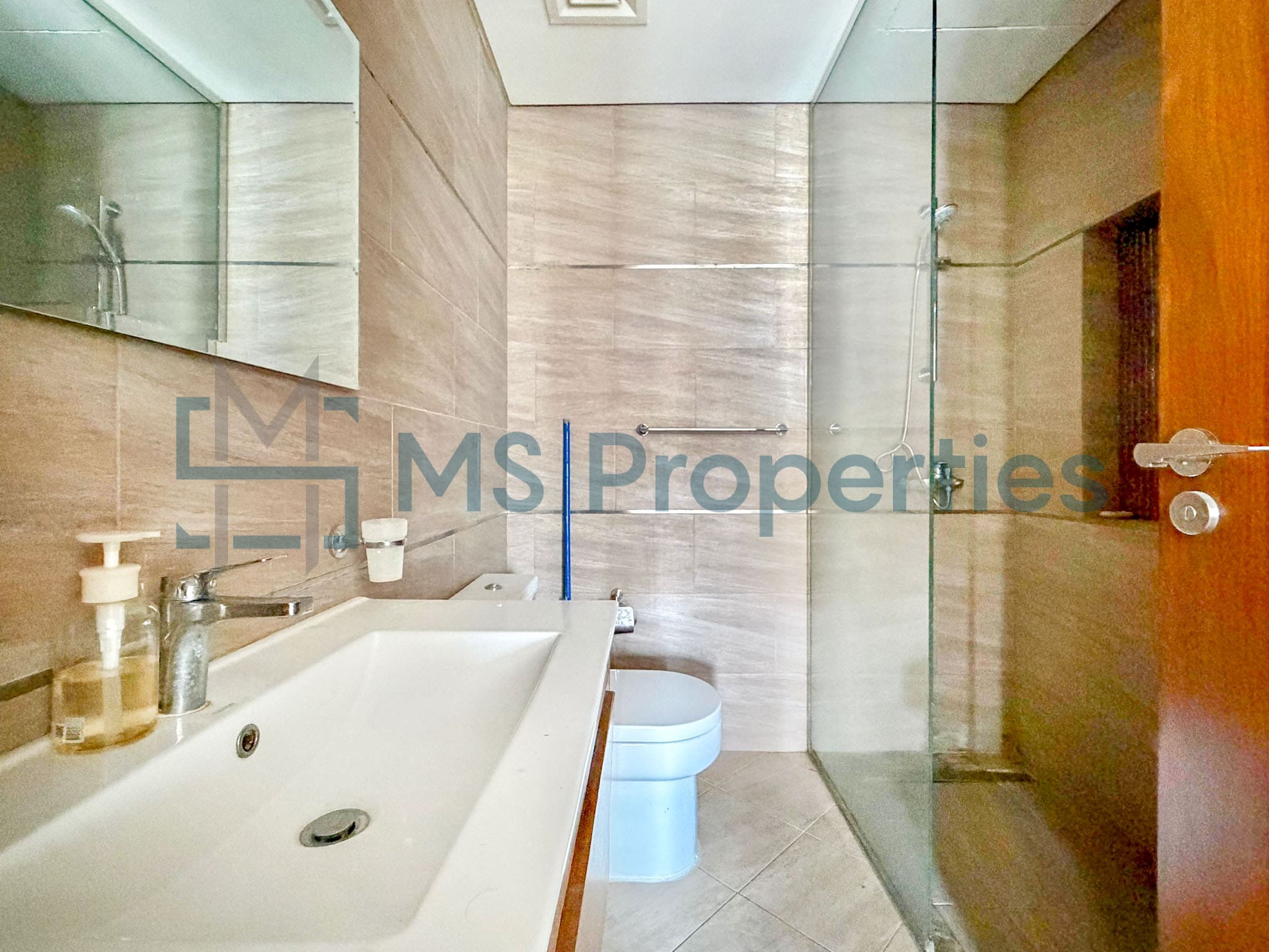 Move In Today | 1BHK with Balcony | Kahramaa Included