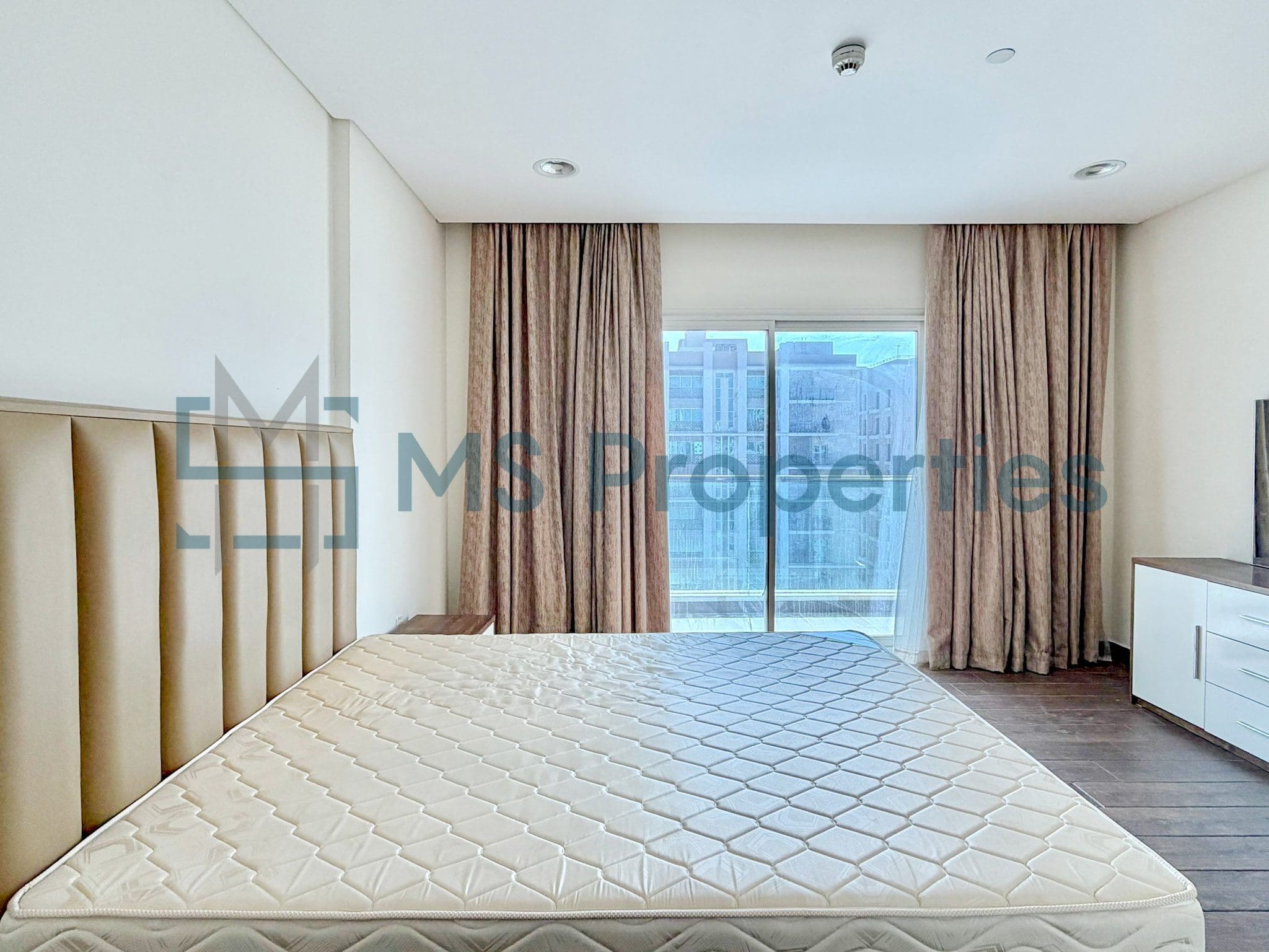 Move In Today | 1BHK with Balcony | Kahramaa Included