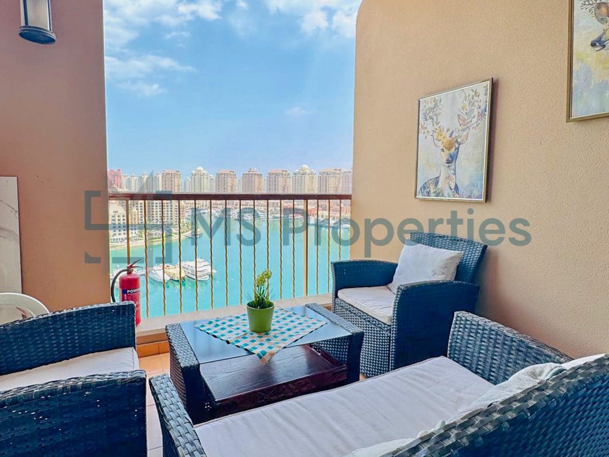 Luxurious 2BHK Flat with Marina View Balcony