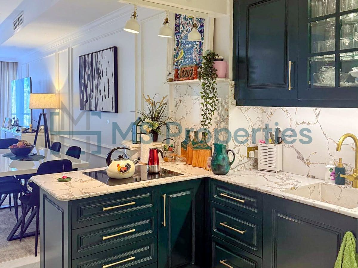 Luxurious 2BHK Flat with Marina View Balcony