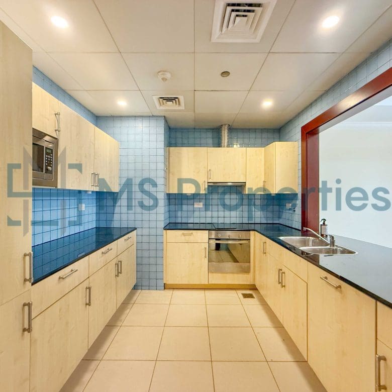 Spacious and Clean 1BHK Flat with Great Balcony