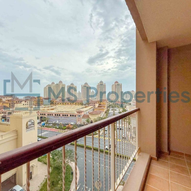 Spacious and Clean 1BHK Flat with Great Balcony