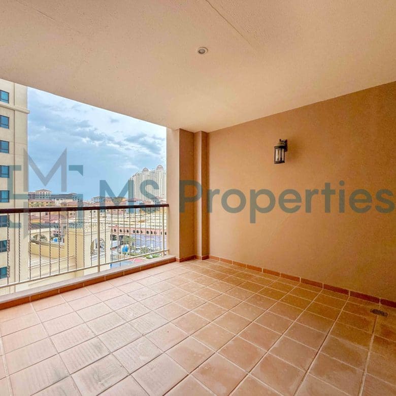 Spacious and Clean 1BHK Flat with Great Balcony