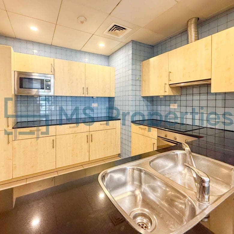 Spacious and Clean 1BHK Flat with Great Balcony